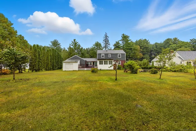 $314,925 | 41 Chestnut Drive, Windsor, CT 06095