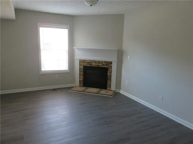 $1,950 | 204 Twin Pines Court, Dallas, GA 30132