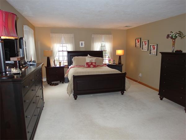 7 Newcastle Road Ashland, MA 01721 - Photo 19 of 27 Gallery Image 19
