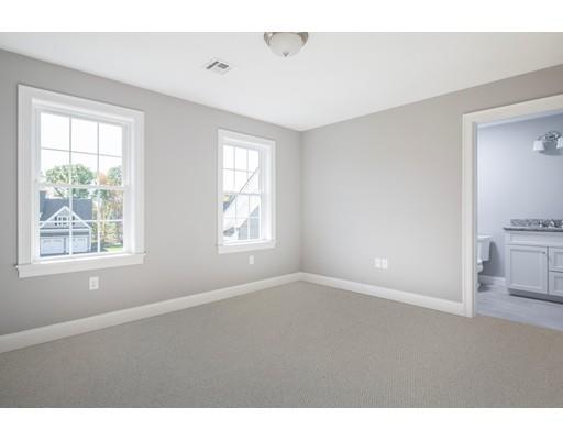 10 Hunters Ridge Way Hopkinton, MA 01748 - Photo 18 of 20 Gallery Image 18