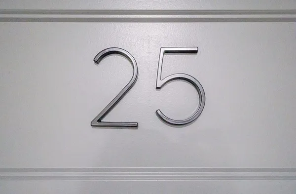 a close view of sink with tub