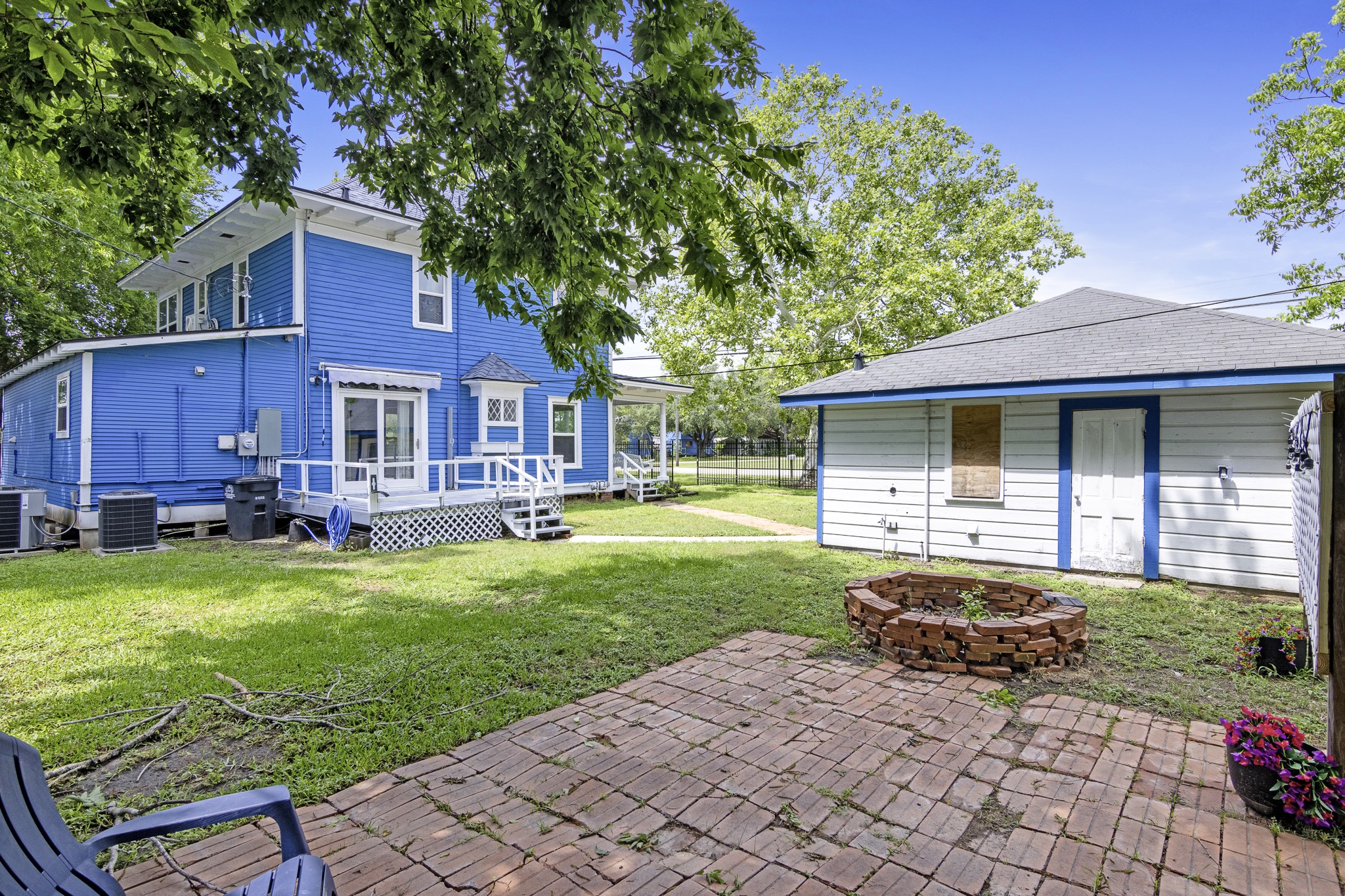 1200 4th Street Palacios, TX 77465 - Photo 42 of 44 a house with swimming pool in front of it