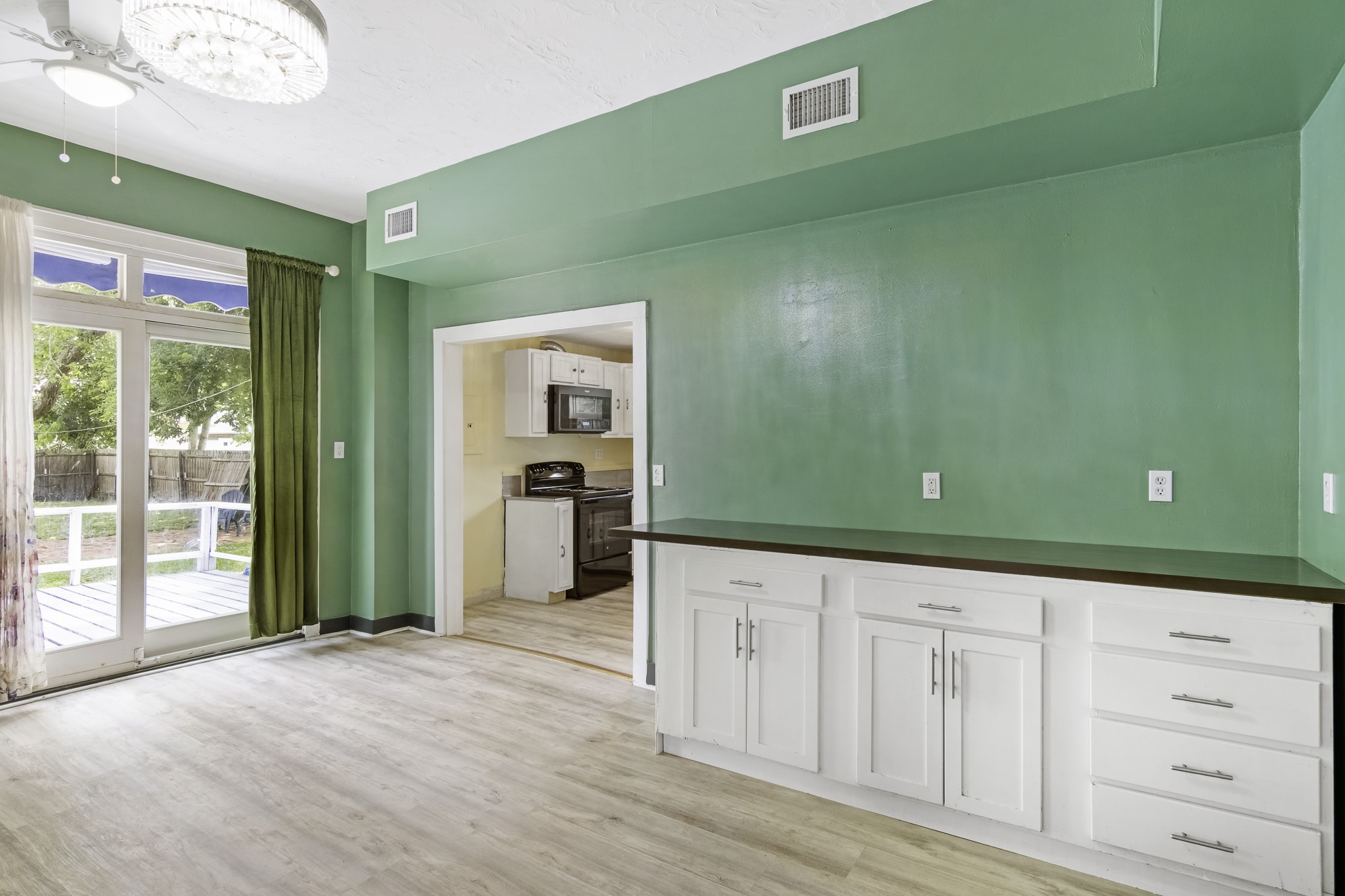 1200 4th Street Palacios, TX 77465 - Photo 10 of 44