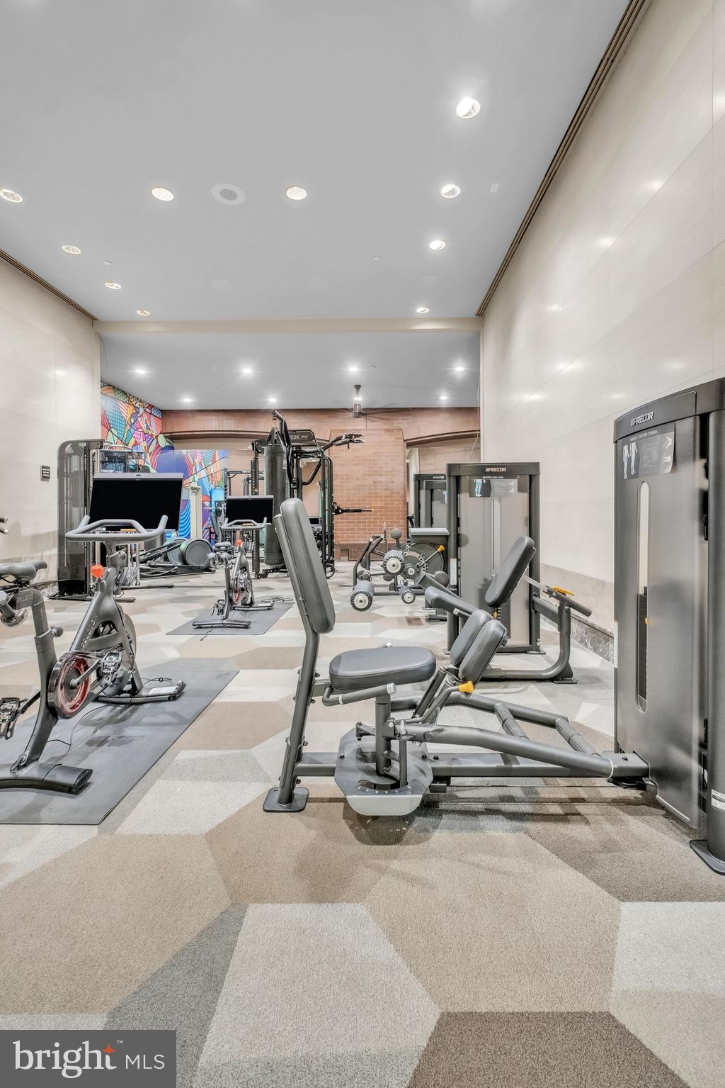 1801 Market Street, Unit 1817 Philadelphia, PA 19103 - Photo 50 of 77 a view of a room with gym equipment