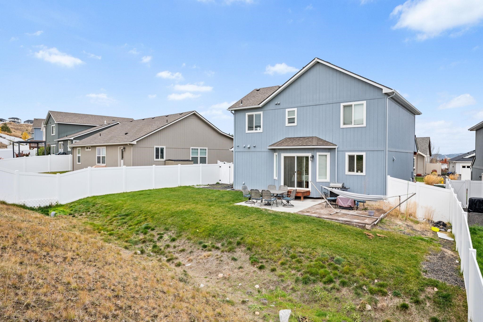 18224 Selkirk Estates Road Greenacres, WA 99016 - Photo 21 of 24