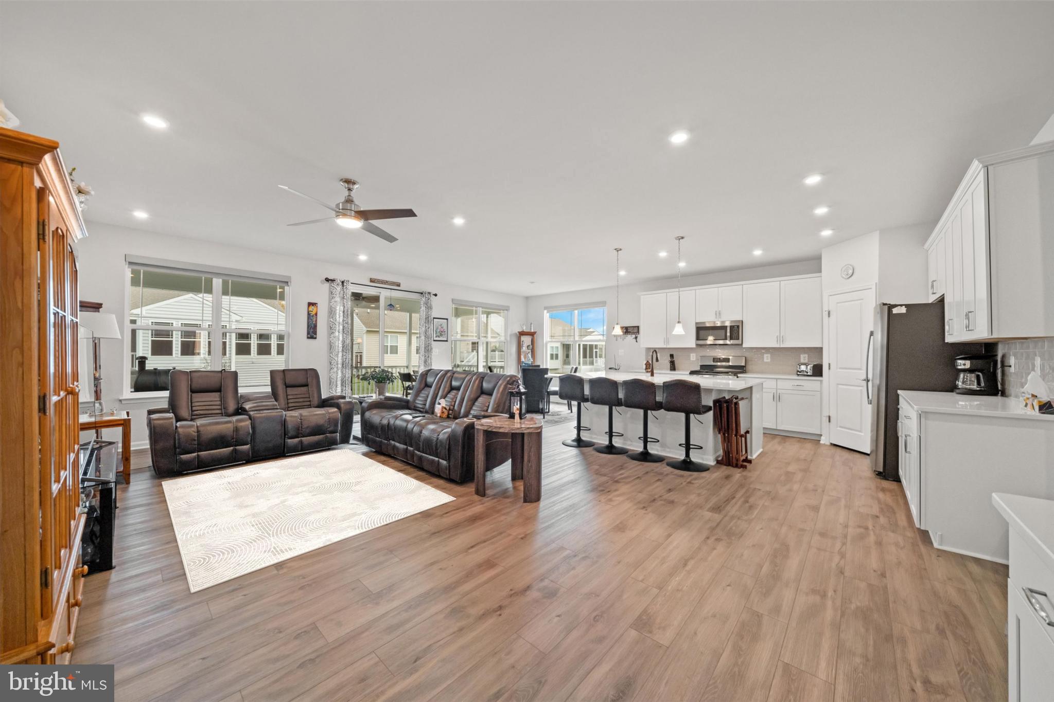 798 Honey Locust Road Middletown, DE 19709 - Photo 5 of 44 Family Room/Kitchen