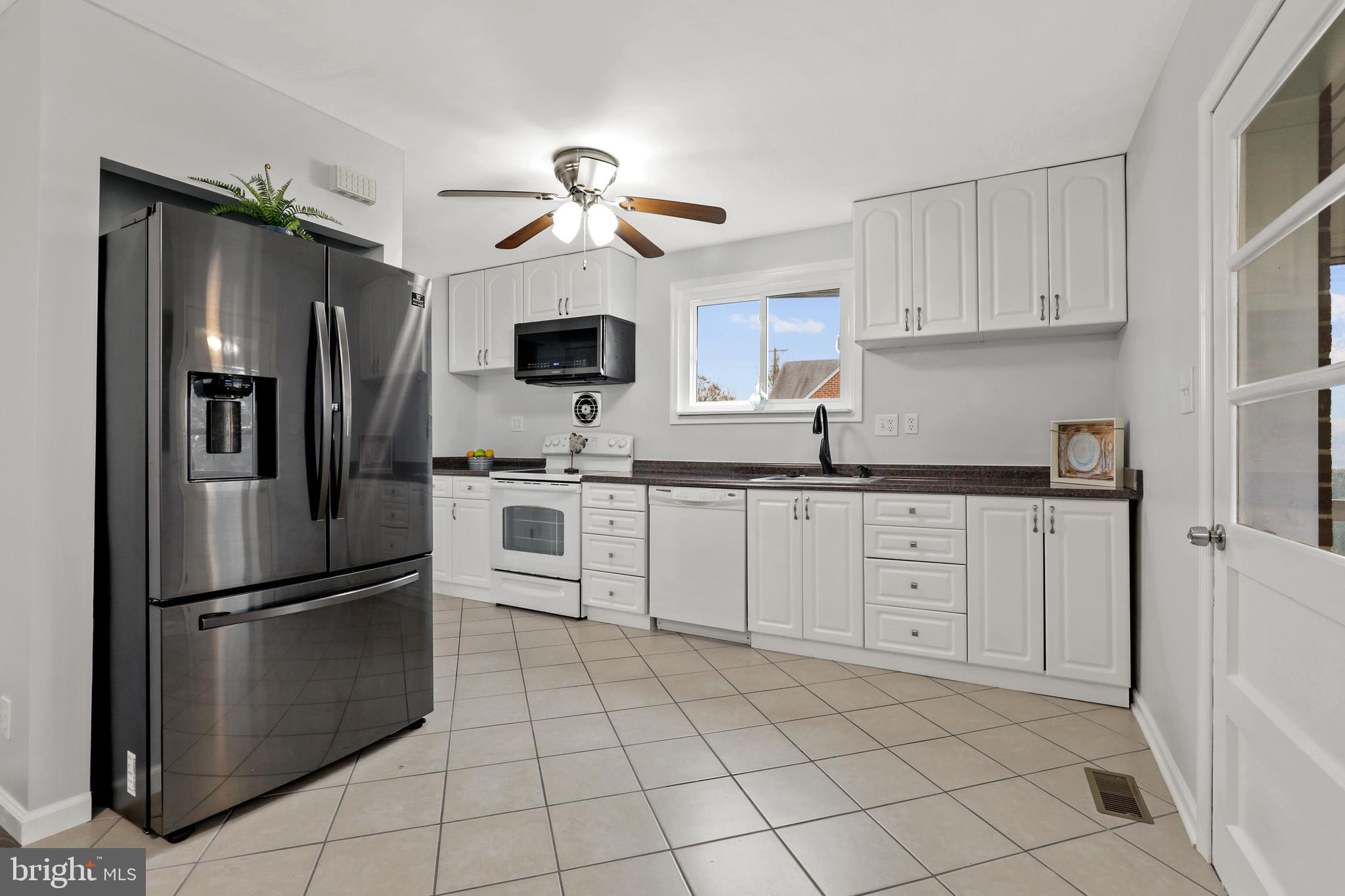 8442 Church Road Pasadena, MD 21122 - Photo 14 of 44 Gallery Image 14