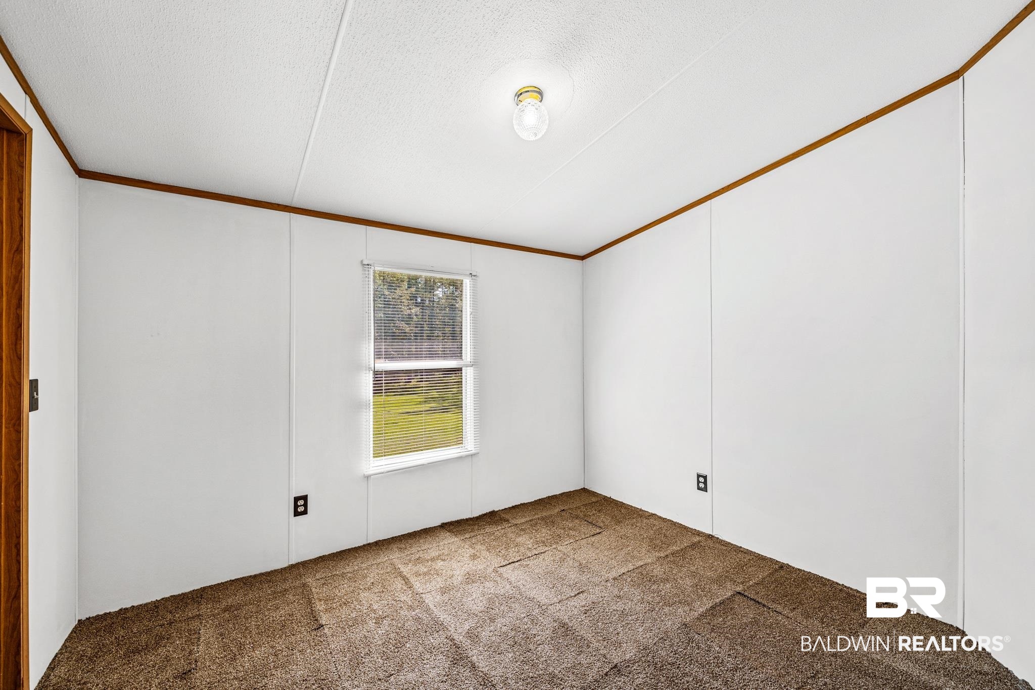 24300 Pinewood Lane Robertsdale, AL 36567 - Photo 17 of 36