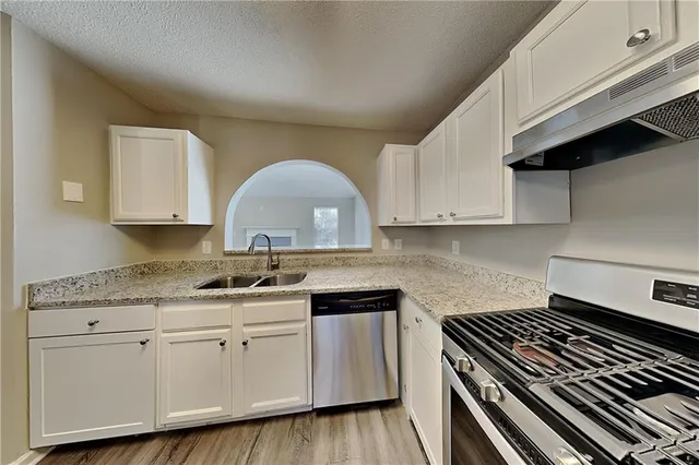 $2,075 | 4094 Sweetsprings Terrace Southwest, Powder Springs, GA 30127