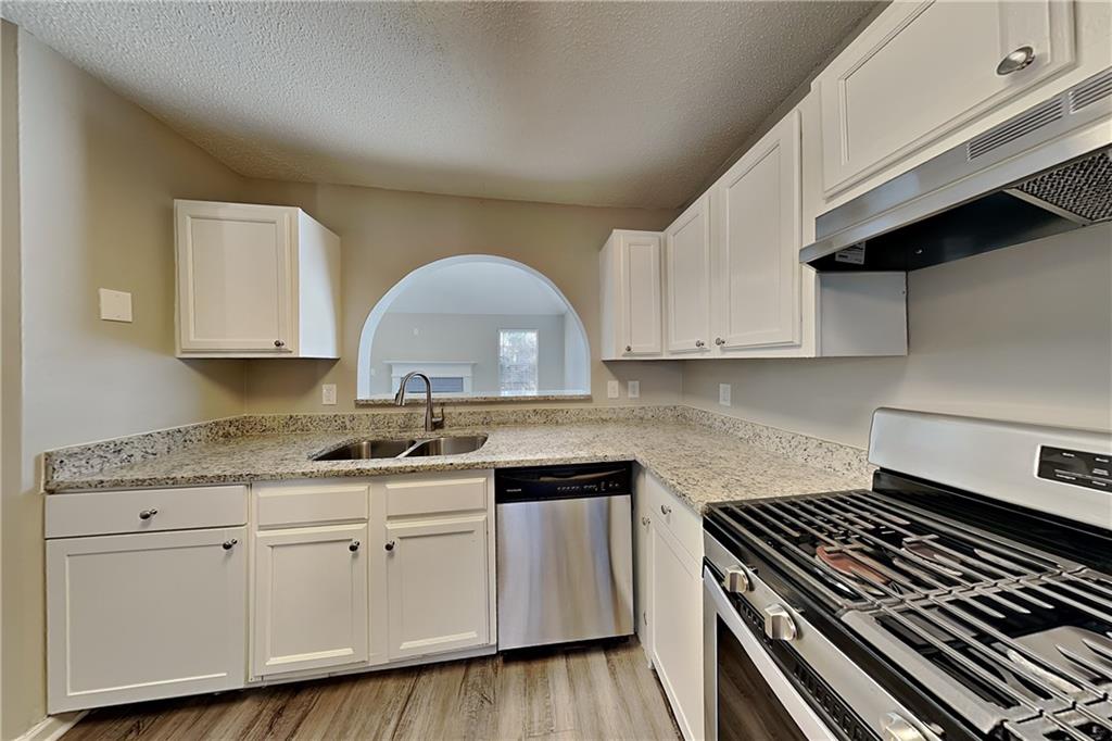 4094 Sweetsprings Terrace Southwest Powder Springs, GA 30127 - Photo 5 of 21