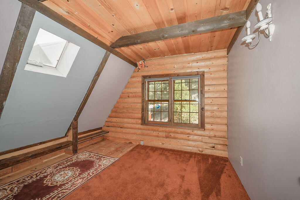 691 Lost Bridge Road Lewiston, CA 96052 - Photo 29 of 52 bedroom 2