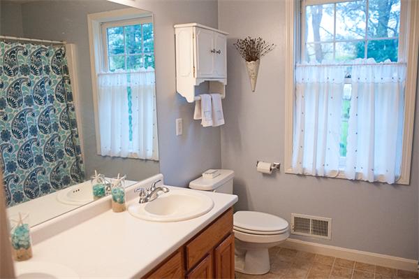 69 Old Ferry Road Haverhill, MA 01830 - Photo 18 of 23