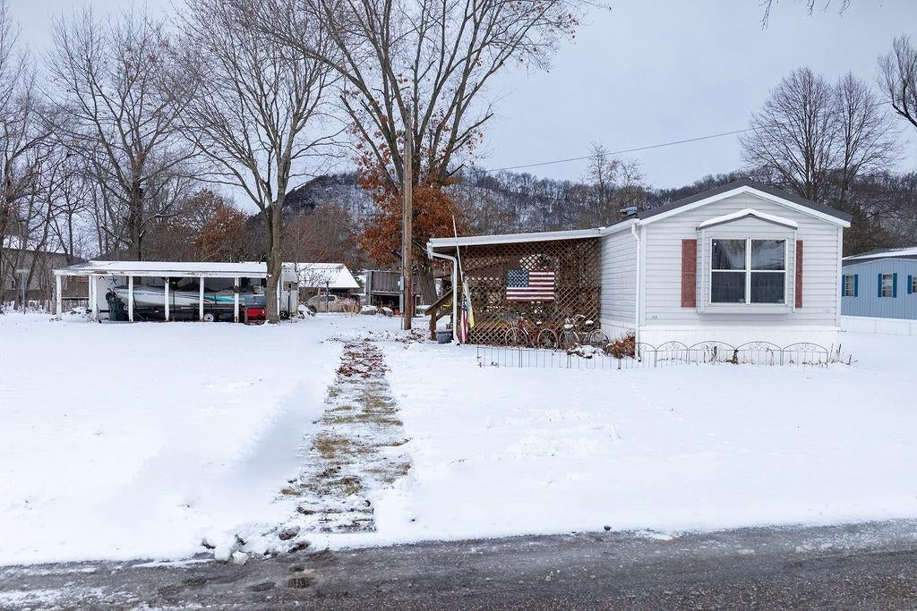 512 Ripley Street Harpers Ferry, IA 52146 - Photo 2 of 14 Gallery Image 2