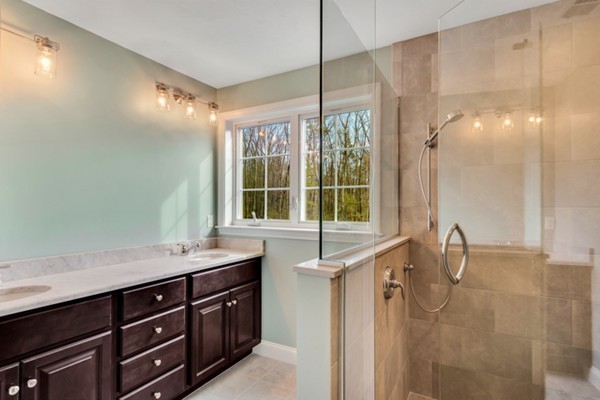 4 Parker Road Berlin, MA 01503 - Photo 12 of 13
