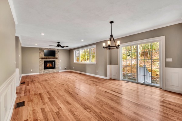 4 Parker Road Berlin, MA 01503 - Photo 10 of 13