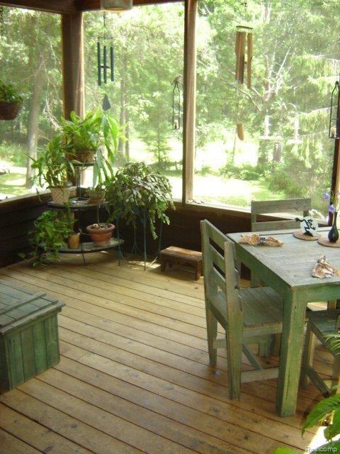 5071 Orion Road Rochester, MI 48306 - Photo 21 of 24 Another porch view