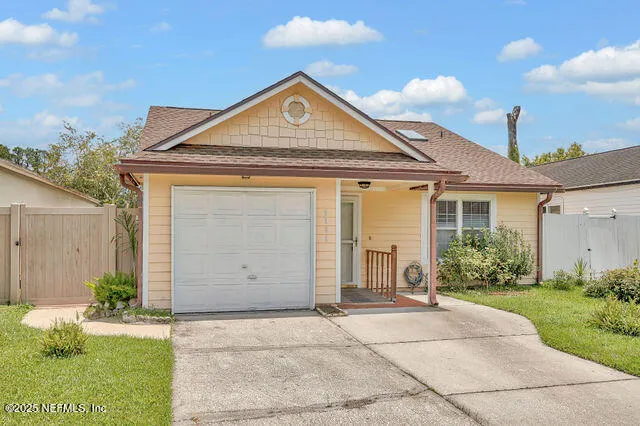 a view of backyard of house