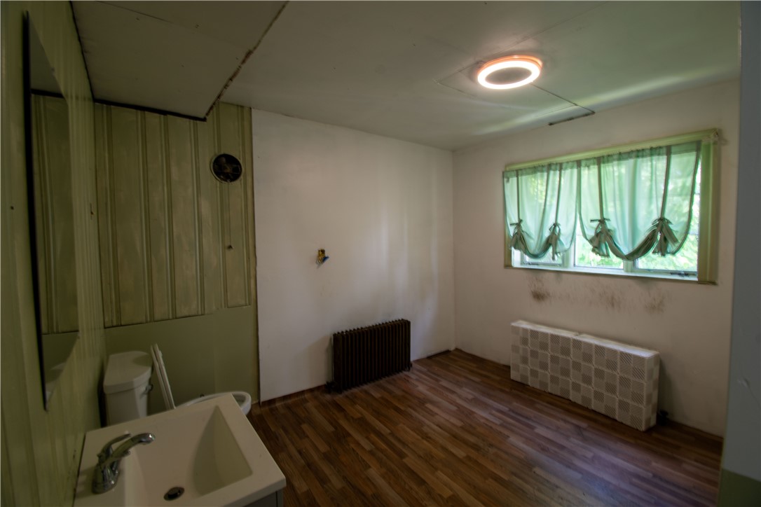 182 Fall Street Seneca Falls, NY 13148 - Photo 12 of 20