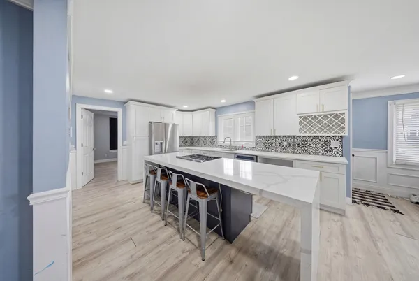 $255,000 | 2713 Landen Drive, Melrose Park, IL 60164
