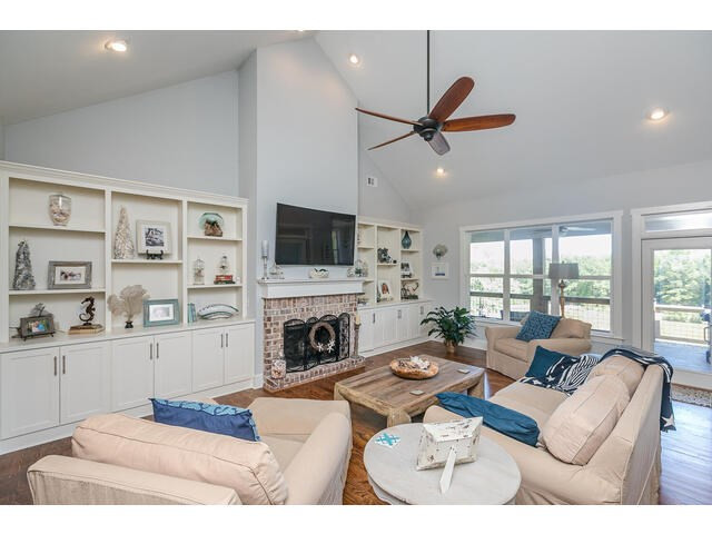 2573 Martintown Road Edgefield, SC 29824 - Photo 6 of 57