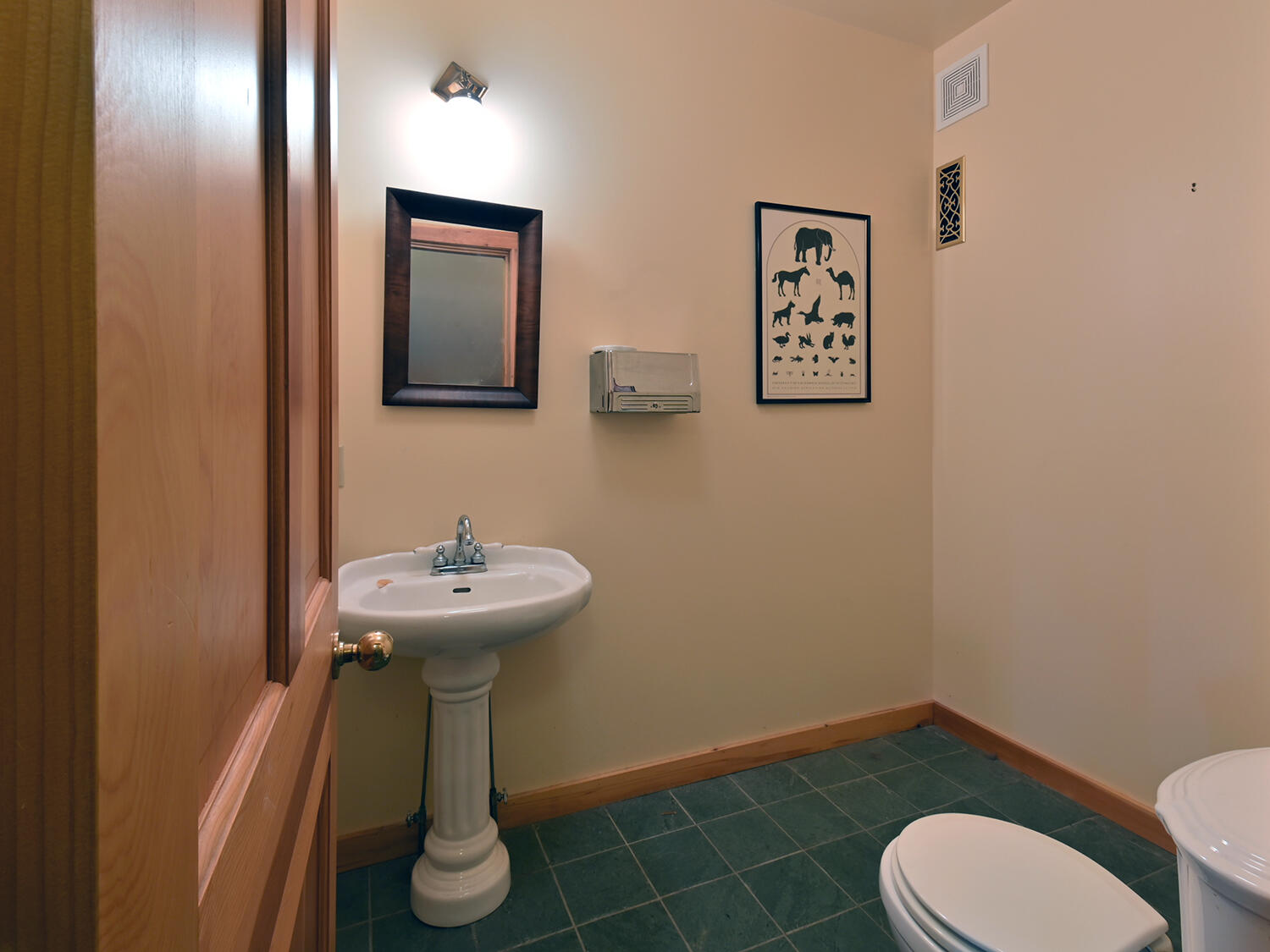 463 Atlantic Road Swans Island, ME 04685 - Photo 40 of 50 Bathroom