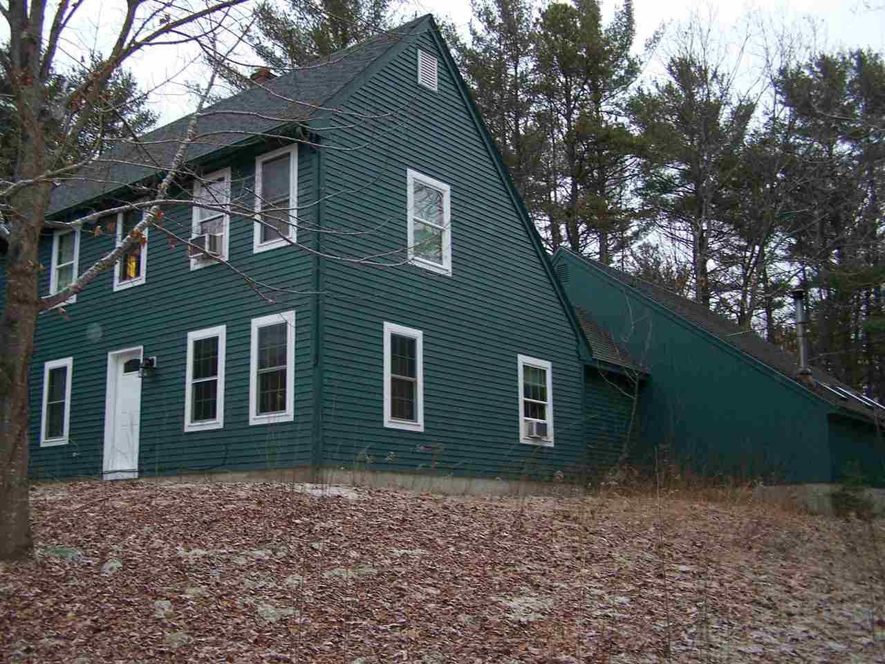 16 Holt Road Epping, NH 03042 - Photo 3 of 6