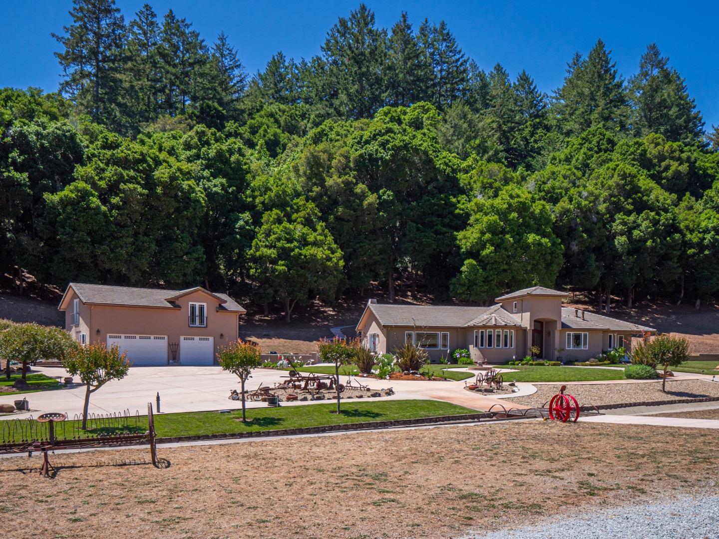 425 Bear Valley Road Aptos, CA 95003 - Photo 8 of 98 Gallery Image 8