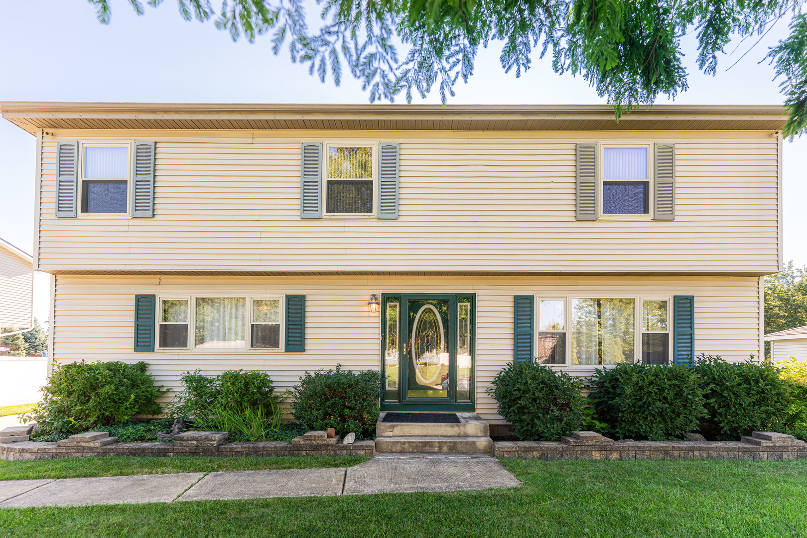 4N427 3rd Avenue Addison, IL 60101 - Photo 1 of 34 Gallery Image 1