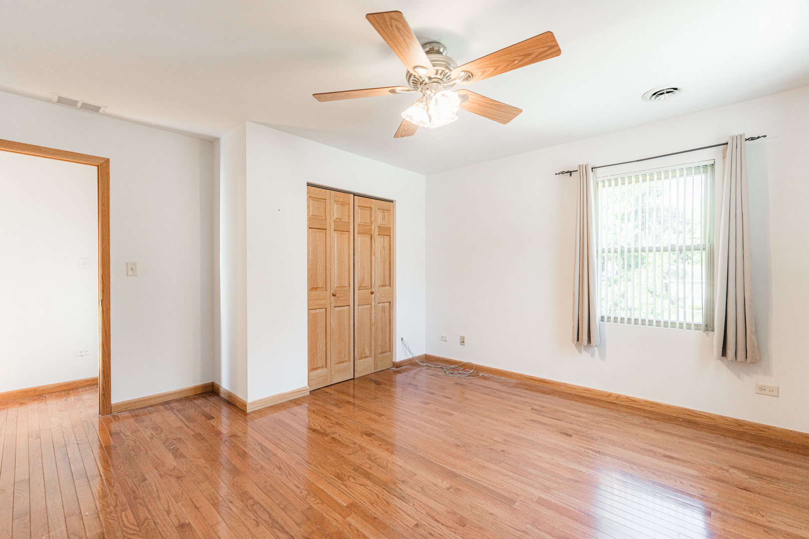 4N427 3rd Avenue Addison, IL 60101 - Photo 18 of 34 Gallery Image 18