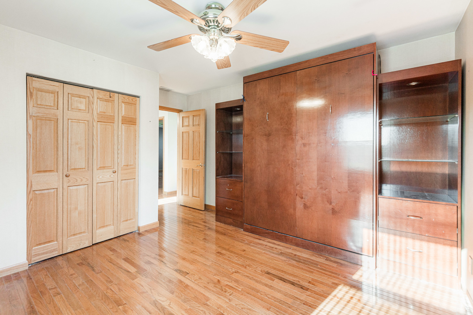 4N427 3rd Avenue Addison, IL 60101 - Photo 20 of 34 Gallery Image 20