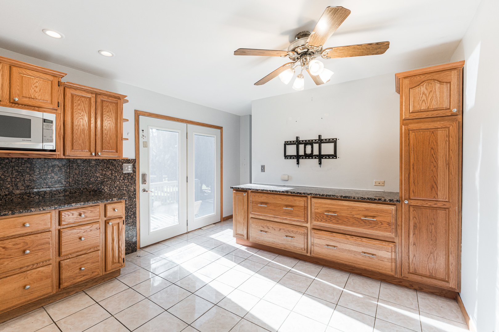 4N427 3rd Avenue Addison, IL 60101 - Photo 10 of 34 Gallery Image 10