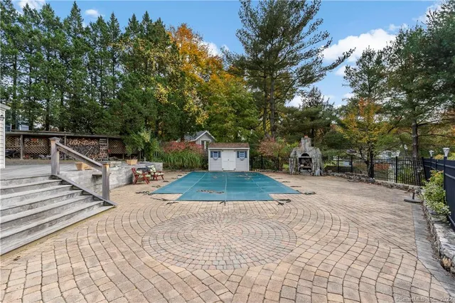 $3,900 | 4 Woodvale Road, Branford, CT 06405