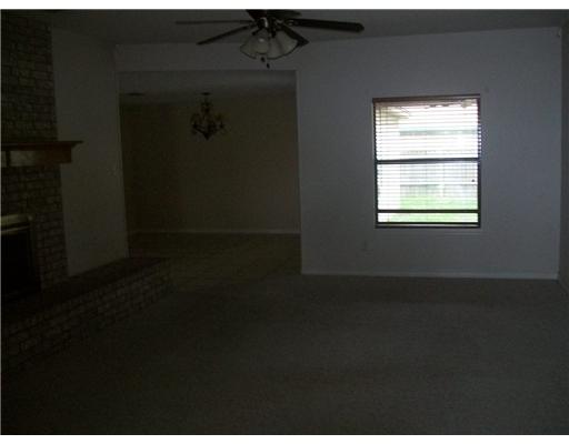 2259 4th Street Ingleside, TX 78362 - Photo 3 of 10