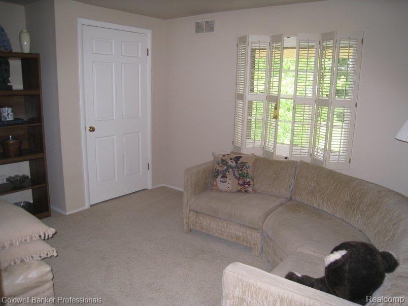 4331 Covered Bridge Road Bloomfield Hills, MI 48302 - Photo 12 of 15 BEDROOM #4