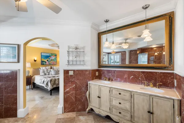 $3,000,000 | 219 Anglers Drive South, Marathon, FL 33050