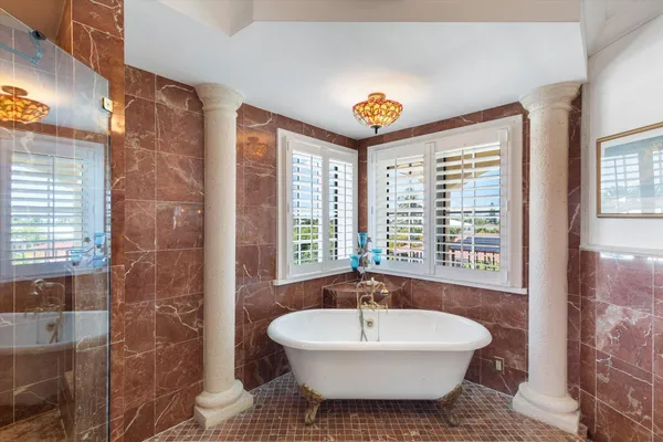 $3,000,000 | 219 Anglers Drive South, Marathon, FL 33050