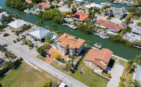 $3,000,000 | 219 Anglers Drive South, Marathon, FL 33050