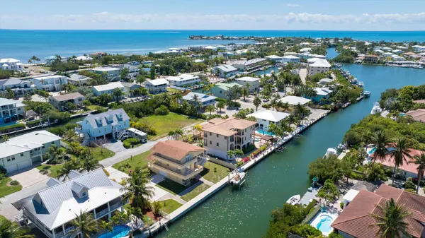 $3,000,000 | 219 Anglers Drive South, Marathon, FL 33050