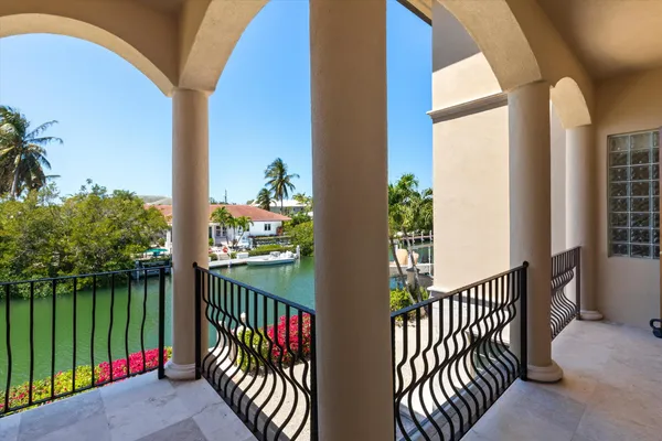 $3,000,000 | 219 Anglers Drive South, Marathon, FL 33050