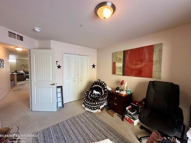 34098 Utica Road Fraser, MI 48026 - Photo 10 of 16 50164745-0e1e4e30-9e0d-401b-a992-120c669ef172.JPG