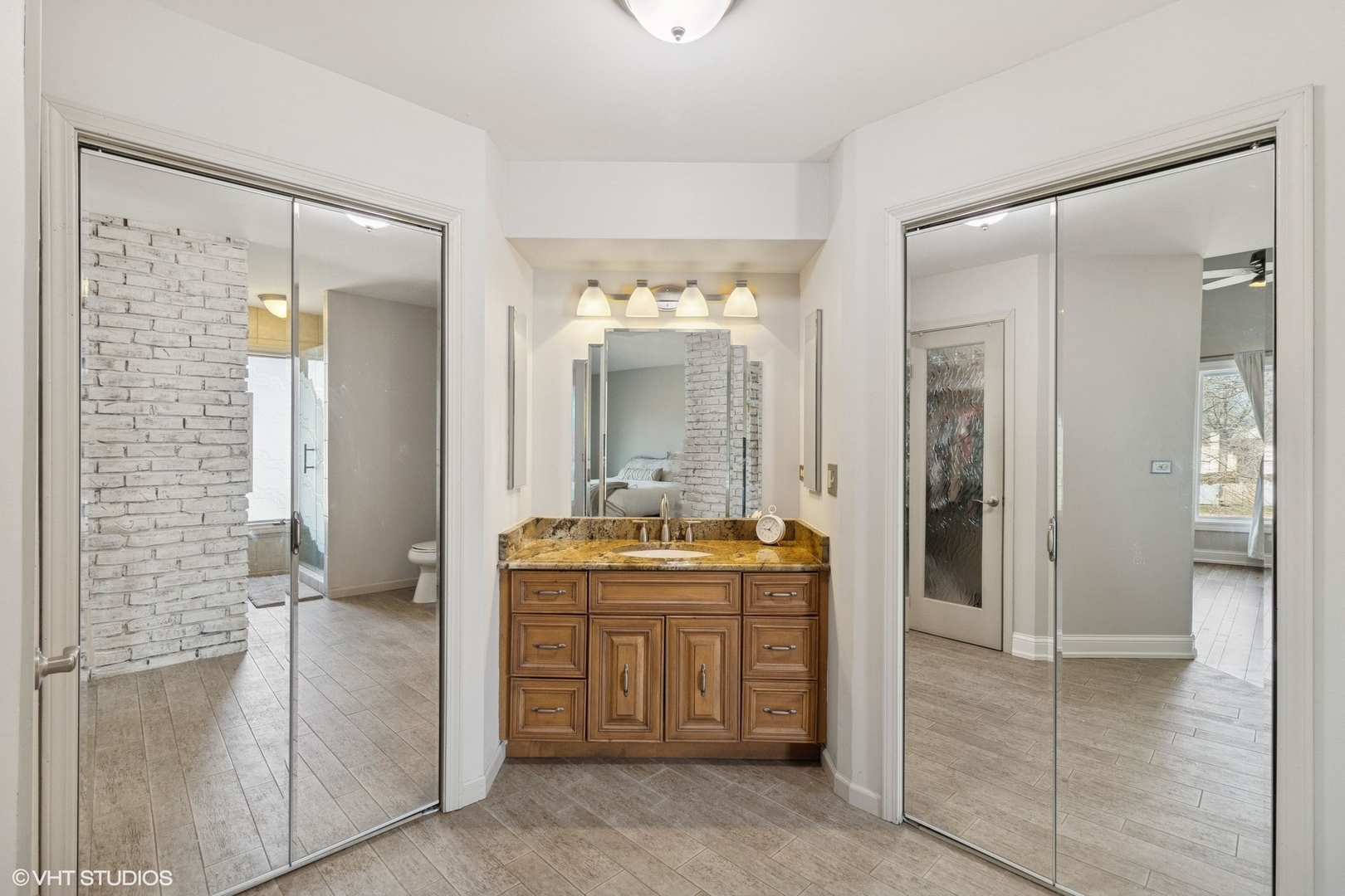 3N151 Ridgeview Street West Chicago, IL 60185 - Photo 20 of 38 Gallery Image 20