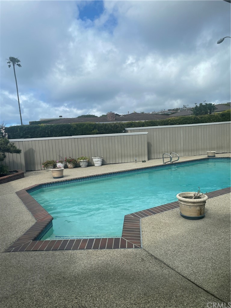 32592 Balearic Dana Point, CA 92629 - Photo 16 of 26 a view of a garden with lawn chairs