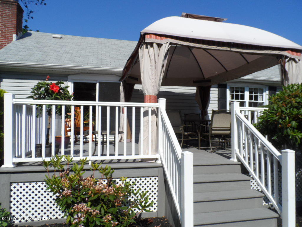 105 Lancaster Road Freehold, NJ 07728 - Photo 17 of 20 Deck