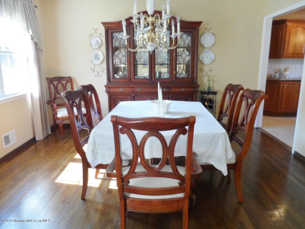 105 Lancaster Road Freehold, NJ 07728 - Photo 3 of 20 Dining Room