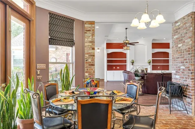 $585,000 | 136 Jennifer Lane, Laplace, LA 70068