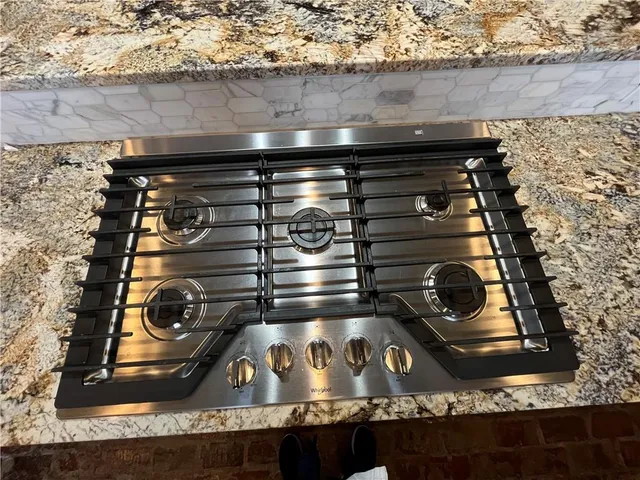 $585,000 | 136 Jennifer Lane, Laplace, LA 70068