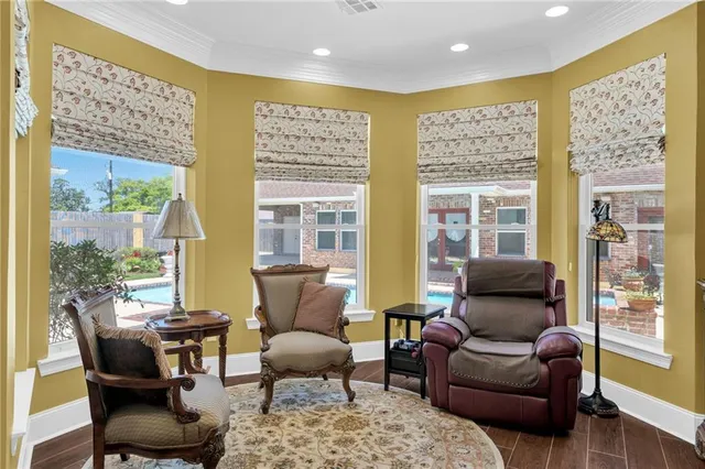 $585,000 | 136 Jennifer Lane, Laplace, LA 70068