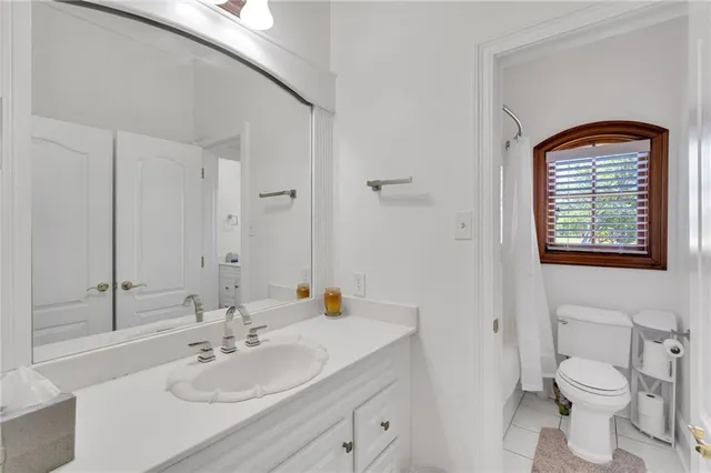 $585,000 | 136 Jennifer Lane, Laplace, LA 70068