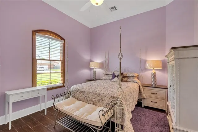 $585,000 | 136 Jennifer Lane, Laplace, LA 70068