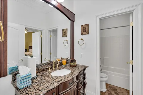 $585,000 | 136 Jennifer Lane, Laplace, LA 70068